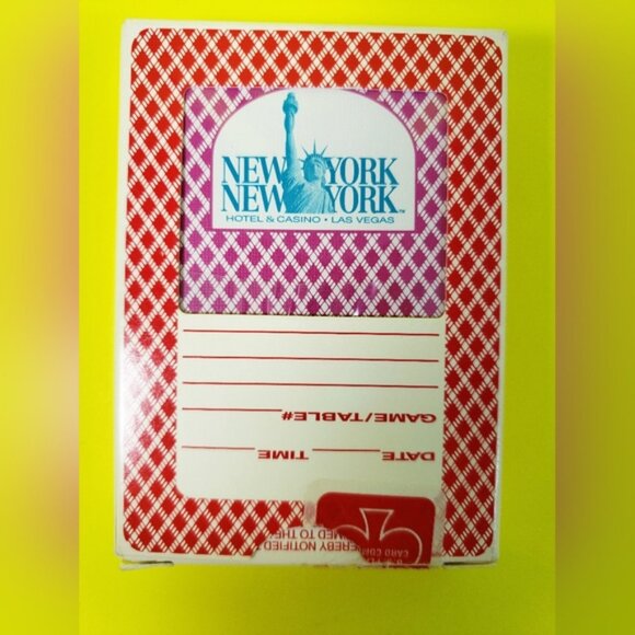 New York New York Vegas Casino Playing Cards Genuine Cambric - Picture 2 of 7